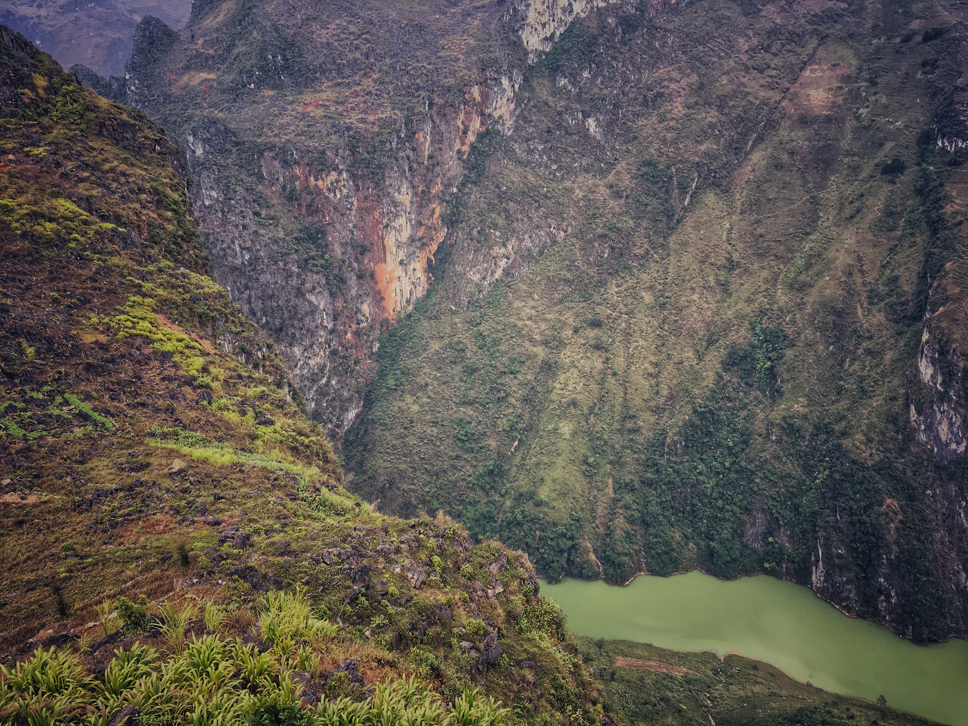 Dong Van,Ha Giang,Northern Vietnam,Ma Pi Leng Pass,vietnammountaintravel.com,เวียดนามเหนือ,ฮาซาง,ไมปิแล่งพาส,Remind me later traveling,เที่ยวเวียดนาม