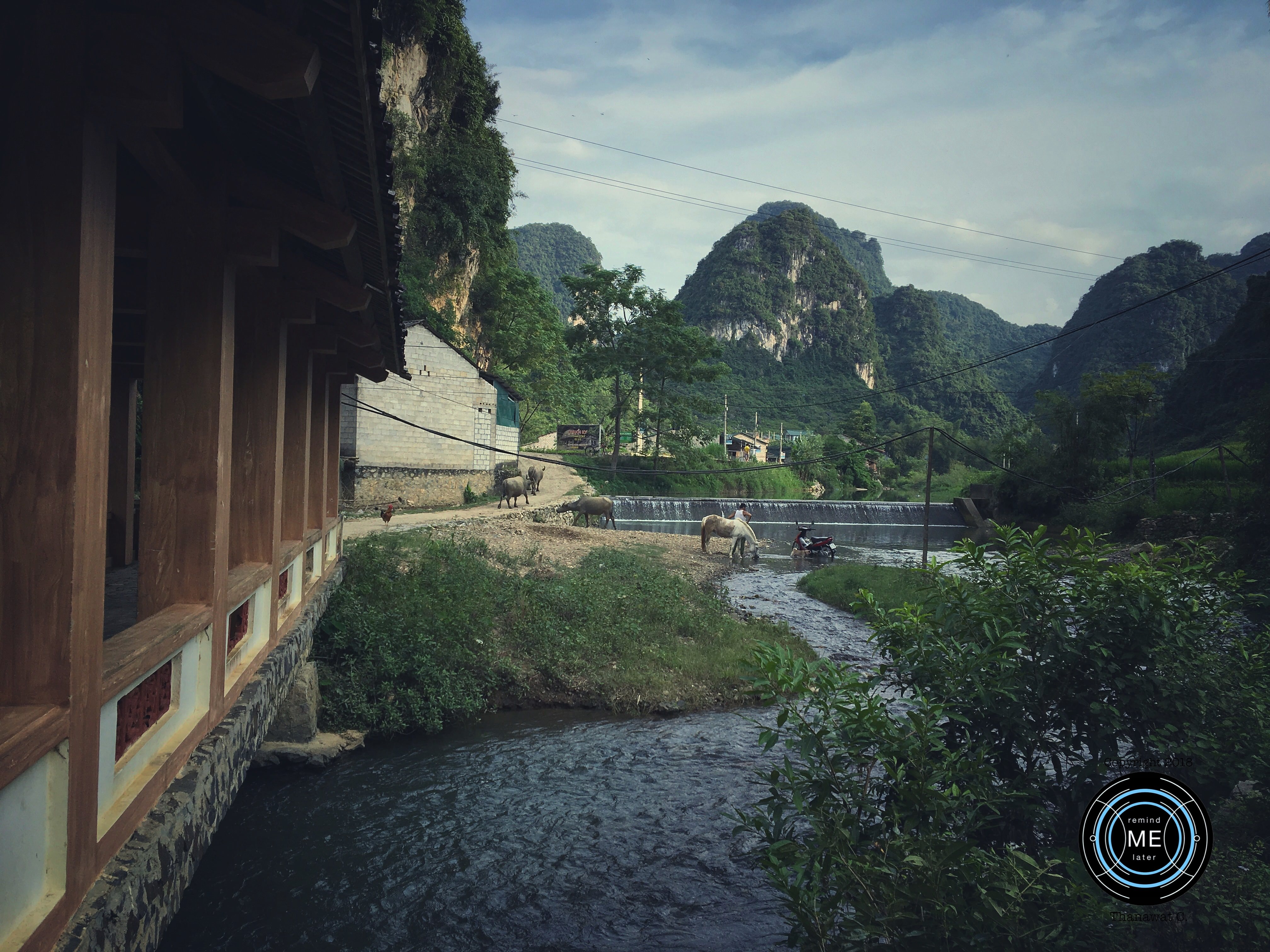 Ban Gioc Waterfall, น้ำตกบั่นซก, เที่ยวเวียดนาม, วางแผนเที่ยวเวียดนาม, เที่ยวเวียดนามเหนือ, เที่ยวเวียดนามด้วยตัวเอง, Things to do Cao Bang, แหล่งท่องเที่ยวกาวบั่ง,  remindmelatertraveling.com, ตะลุยเวียดนามเหนือ,  เวียดนามเที่ยวไหนดี, เวียดนามเหนือ, ตะลุยเวียดนามเหนือ,  ที่เที่ยวเวียดนามเหนือ, รีวิวเที่ยวเวียดนามด้วยตนเอง, วางแผนเที่ยวเวียดนาม, สถานที่เที่ยวเวียดนามเหนือ,  เที่ยวเวียดนาม2อาทิตย์, เที่ยวเวียดนามด้วยตัวเอง, เที่ยวเวียดนามเหนือ,  เวียดนามเหนือ, Khuoi Ky village, หมู่บ้านข่วยกี, ancient stone village in Cao Bang