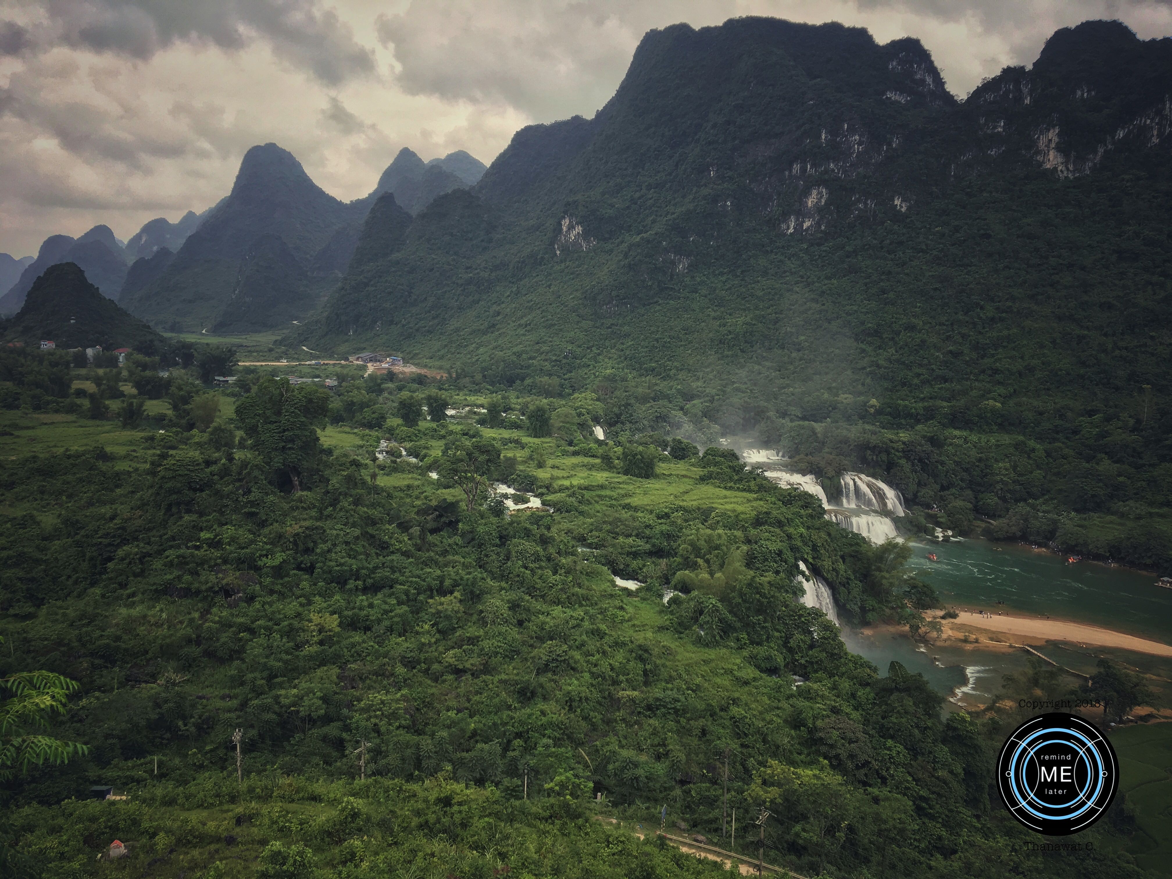 Ban Gioc Waterfall, น้ำตกบั่นซก, เที่ยวเวียดนาม, วางแผนเที่ยวเวียดนาม, เที่ยวเวียดนามเหนือ, เที่ยวเวียดนามด้วยตัวเอง, Things to do Cao Bang, แหล่งท่องเที่ยวกาวบั่ง,  remindmelatertraveling.com, ตะลุยเวียดนามเหนือ,  เวียดนามเที่ยวไหนดี, เวียดนามเหนือ, ตะลุยเวียดนามเหนือ,  ที่เที่ยวเวียดนามเหนือ, รีวิวเที่ยวเวียดนามด้วยตนเอง, วางแผนเที่ยวเวียดนาม, สถานที่เที่ยวเวียดนามเหนือ,  เที่ยวเวียดนาม2อาทิตย์, เที่ยวเวียดนามด้วยตัวเอง, เที่ยวเวียดนามเหนือ,  เวียดนามเหนือ, Khuoi Ky village, หมู่บ้านข่วยกี, ancient stone village in Cao Bang, วัดจุ๊กเลิมฟาติจ, Truc Lam Phat Tich Pagoda Pass