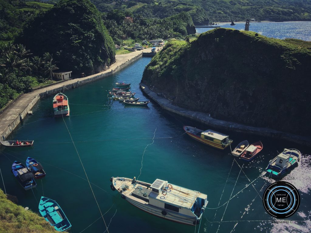 Mahatao Boat Shelter Port, เที่ยวฟิลิปปินส์ด้วยตัวเอง, remindmelatertraveling.com, แหล่งท่องเที่ยวฟิลิปปินส์, เกาะบาตาเนส, เที่ยวฟิลิปปินส์14วัน, รีวิวเที่ยวฟิลิปปินส์, ที่เที่ยวฟิลิปปินส์, Batanes, เกาะBatanes, สถานที่เที่ยวฟิลิปปินส์