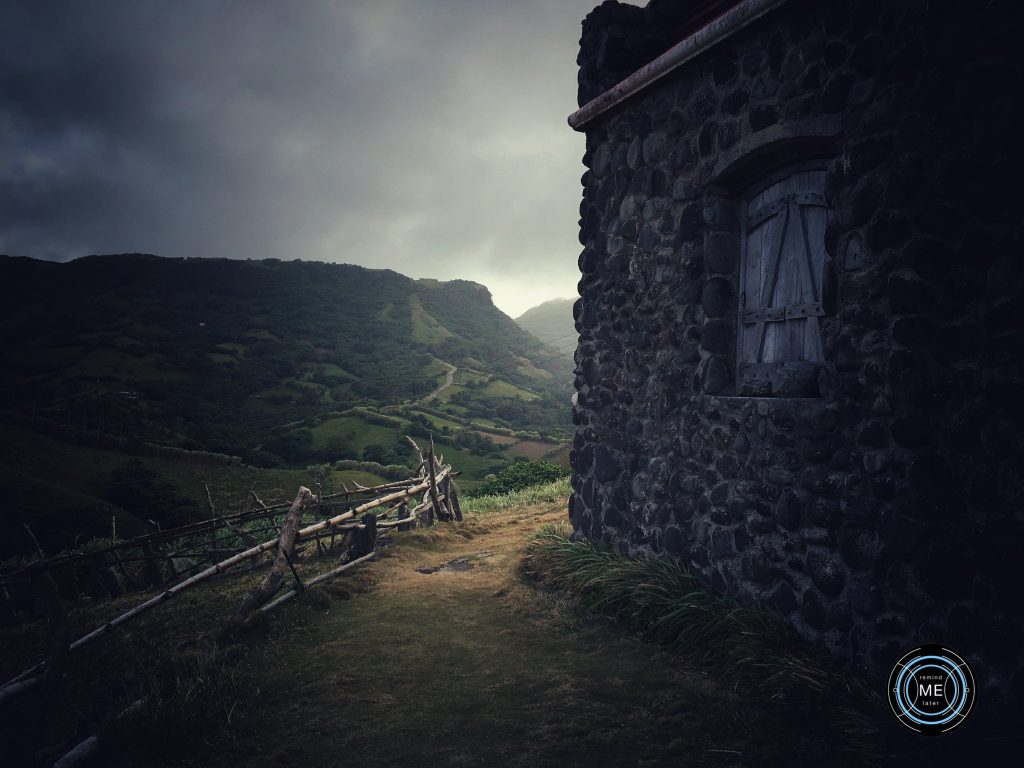 Tayid Lighthouse,เที่ยวฟิลิปปินส์ด้วยตัวเอง, remindmelatertraveling.com, แหล่งท่องเที่ยวฟิลิปปินส์, เกาะบาตาเนส, เที่ยวฟิลิปปินส์14วัน, รีวิวเที่ยวฟิลิปปินส์, ที่เที่ยวฟิลิปปินส์, Batanes, เกาะBatanes, สถานที่เที่ยวฟิลิปปินส์, North Batan, south Batan, เมือง Basco, ขี่มอไซค์เที่ยว ฟิลิปปินส์