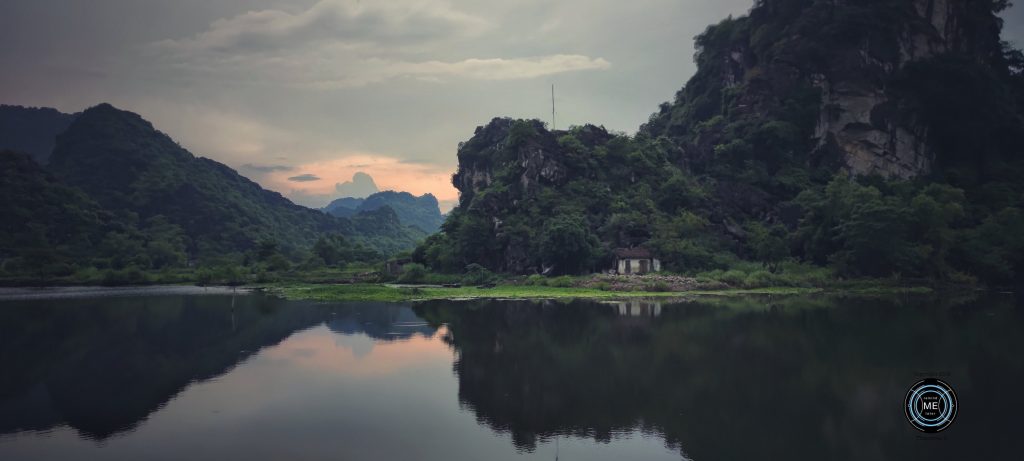 Hoa Lu Ancient Capital, Nihn Bihn, Tam Coc, เที่ยวเวียดนาม, วางแผนเที่ยวเวียดนาม, เที่ยวเวียดนามเหนือ, เที่ยวเวียดนามด้วยตัวเอง, Things to do Nihn Bihn, แหล่งท่องเที่ยวนิญบิ่ญ, remindmelatertraveling.com, ตะลุยเวียดนามเหนือ, เวียดนามเที่ยวไหนดี, เวียดนามเหนือ, ที่เที่ยวเวียดนามเหนือ, รีวิวเที่ยวเวียดนามด้วยตนเอง, วางแผนเที่ยวเวียดนาม, สถานที่เที่ยวเวียดนามเหนือ, เที่ยวเวียดนาม2อาทิตย์, เที่ยวเวียดนามด้วยตัวเอง, เที่ยวเวียดนามเหนือ